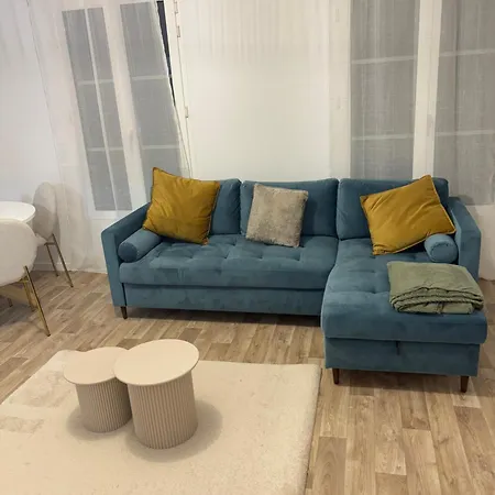 Angel Apartment *